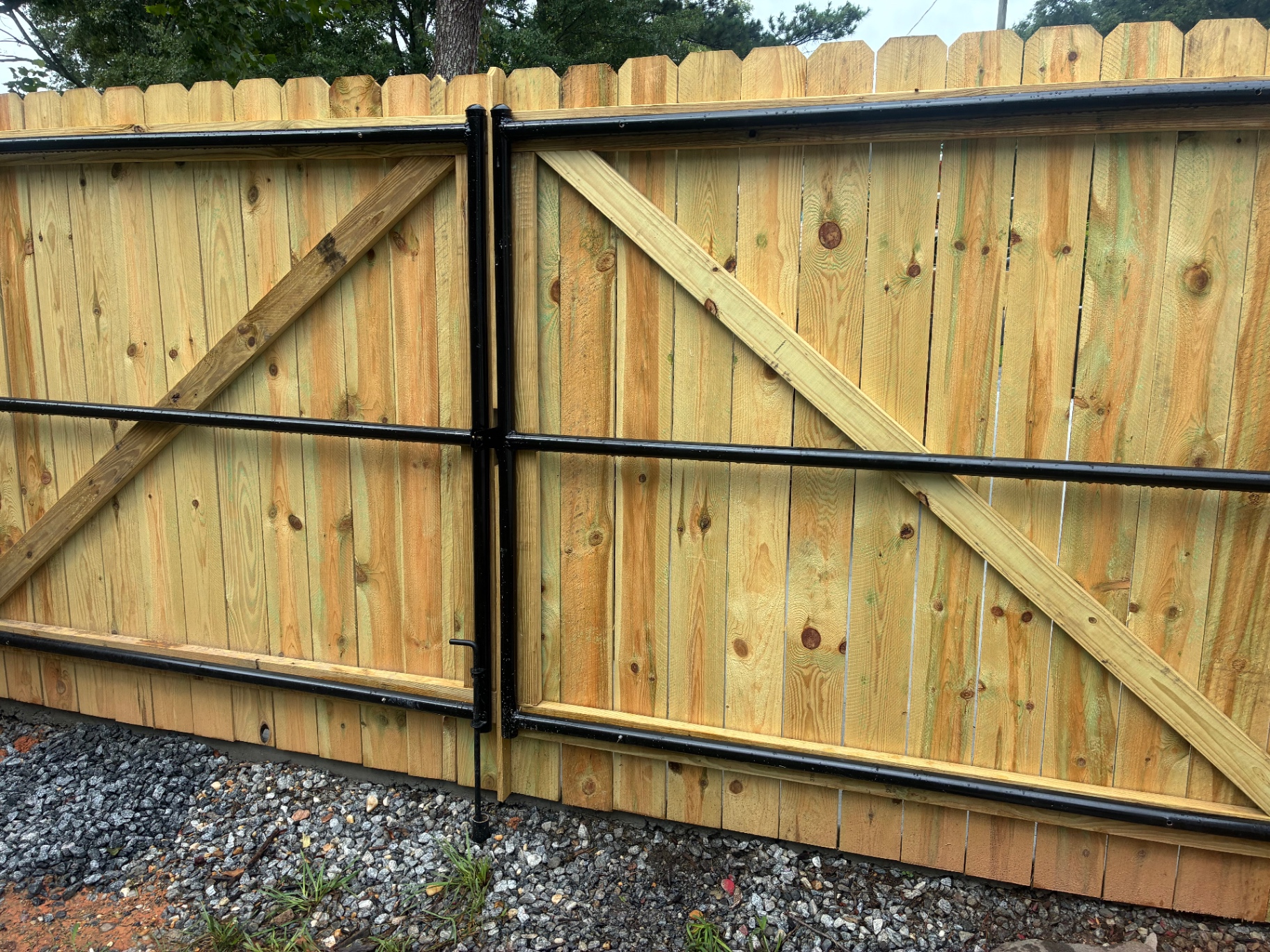 Shadowbox wood fence